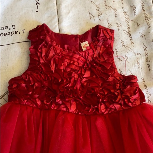 Beautiful red children’s dress! - Picture 2 of 4